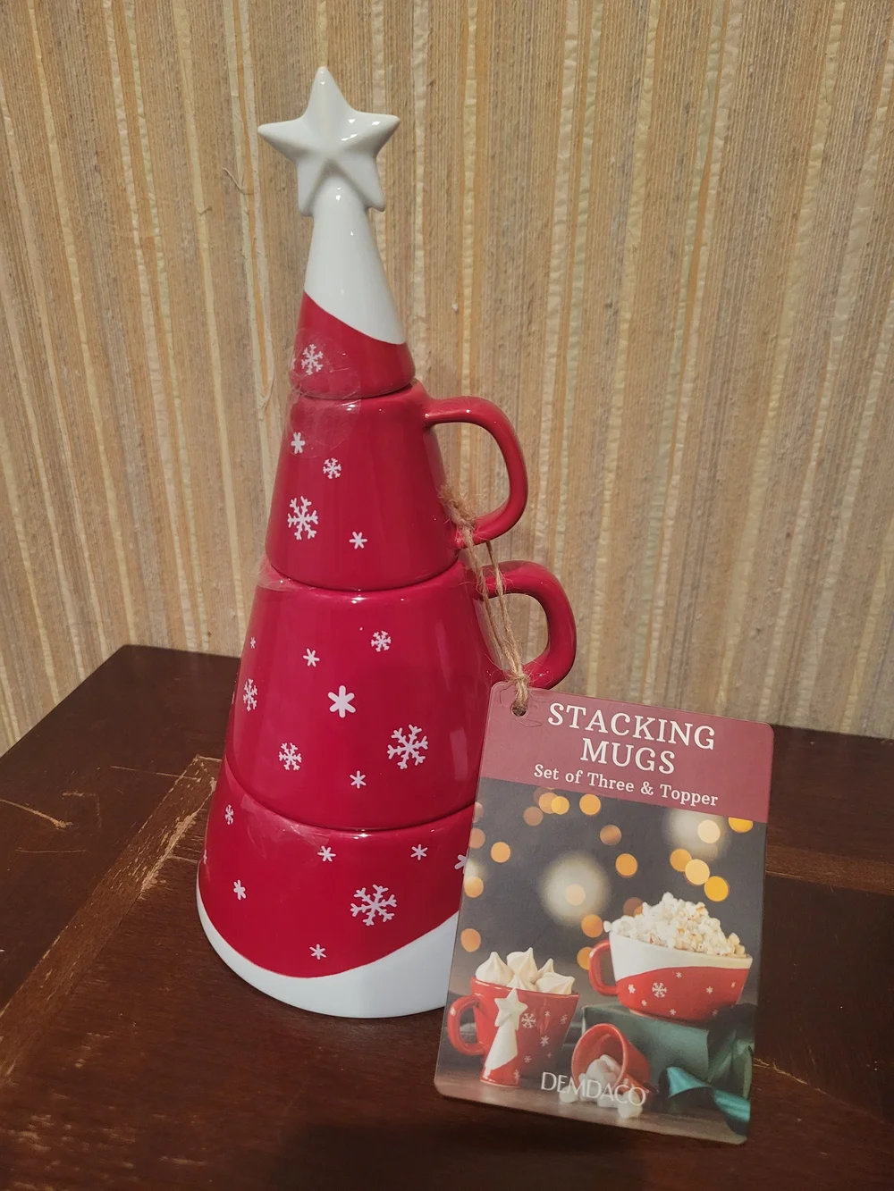 Demdaco Stacking Red Snowflake Mugs with Star Topper NWT